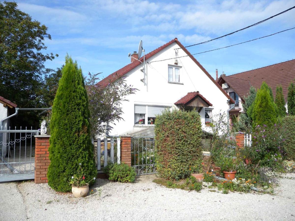 Apartment Balatonbereny 8 Exterior photo