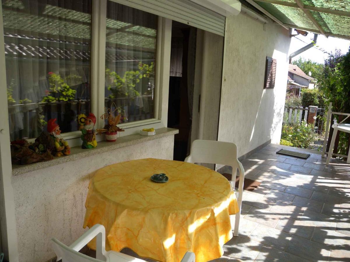 Apartment Balatonbereny 8 Exterior photo